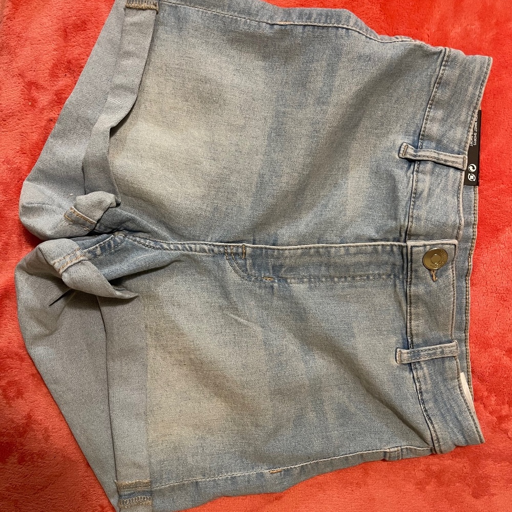 High wasted shorts